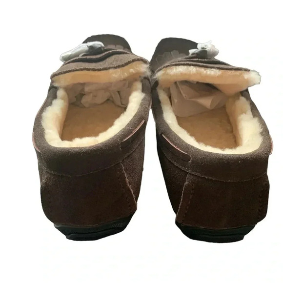 Lamo Sheepskin CM1741-CNT-11
Mens Edwin Driving Moccasin - Chestnut Size 11 - Picture 2 of 9